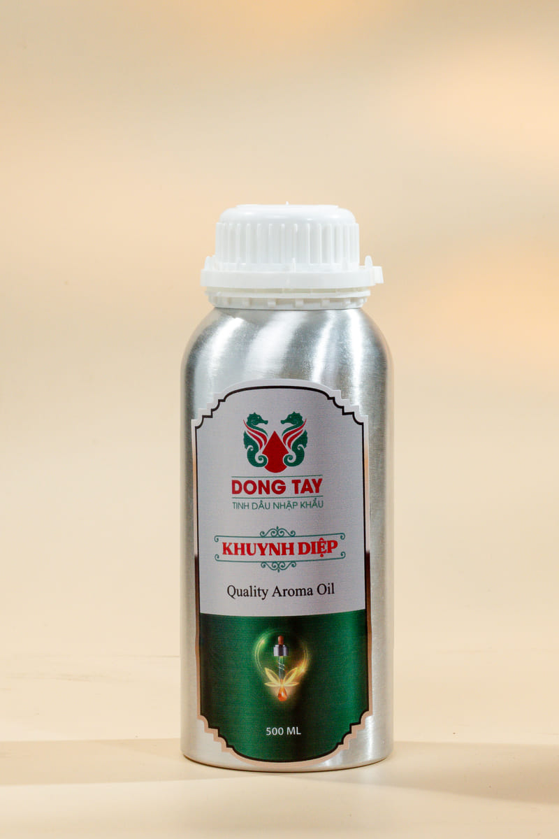 Chai tinh dầu khuynh diệp nguyên chất
