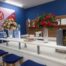 Máy tạo mùi thơm Tinh Dầu Đông Tây đặt tại quầy bar showroom ô tô